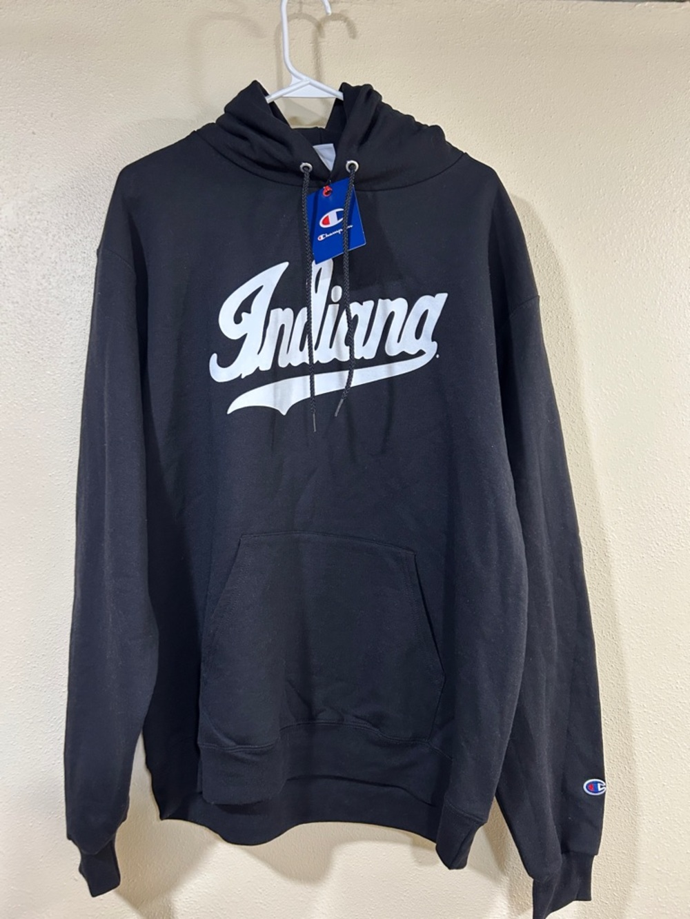 Sharp Looking Indiana University, Black Men’s Large NWT Retail $58